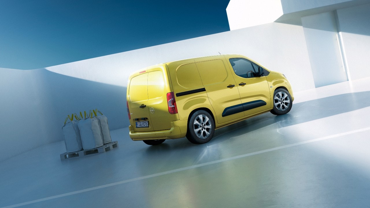 Opel, Combo Cargo, Exterior Driving